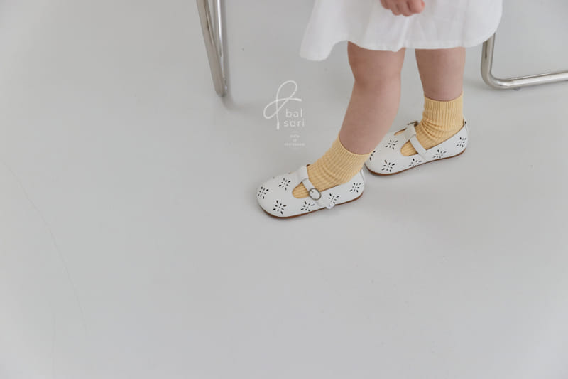 Babyzzam - Korean Children Fashion - #childofig - BB366 Flower Flats - 4