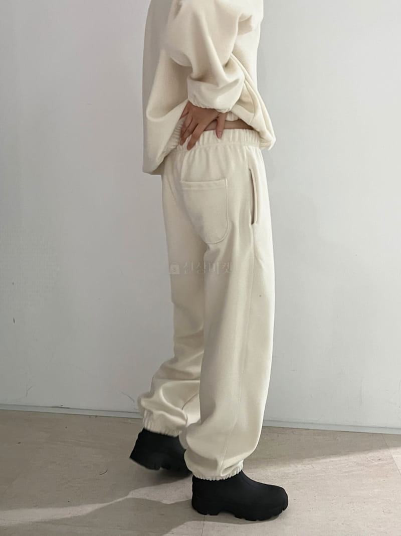 Birthday - Korean Women Fashion - #momslook - Teddy Pants - 2