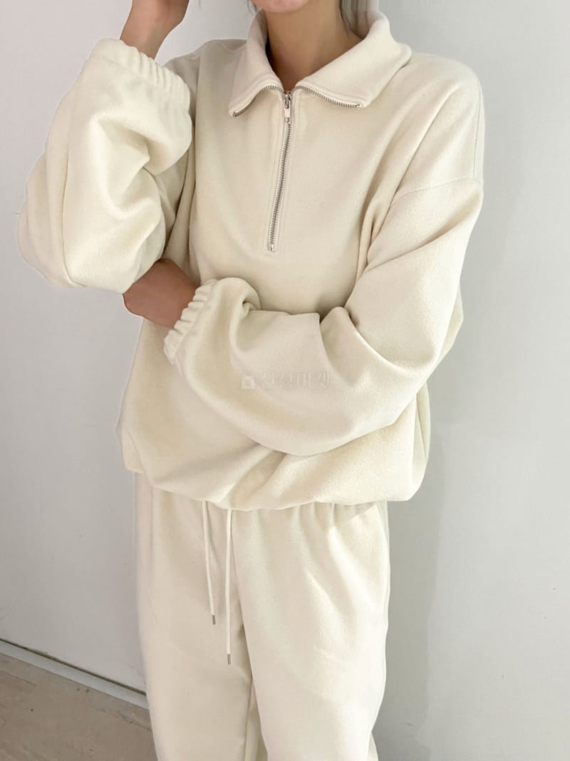 Birthday - Korean Women Fashion - #momslook - Teddy Half Zip-up - 3