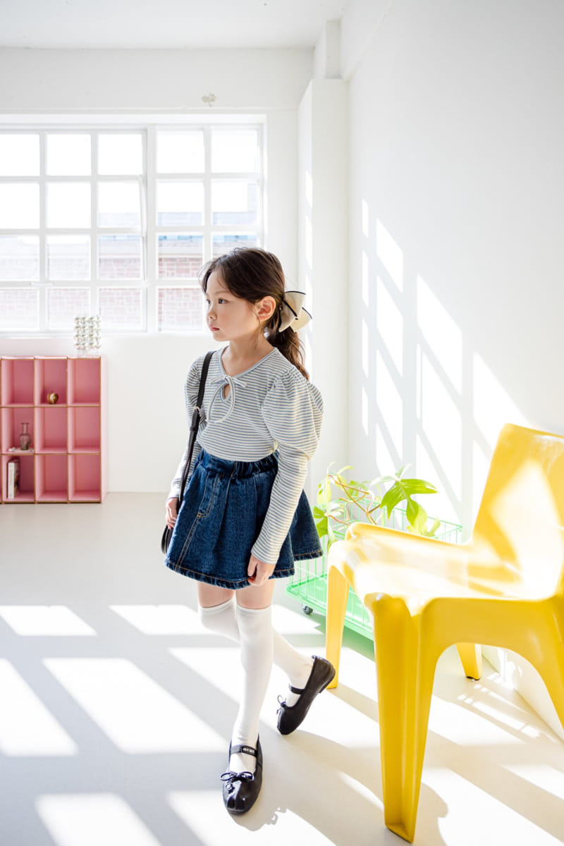 Dore Dore - Korean Children Fashion - #childofig - Spring Ribbon Shirring Tee - 4