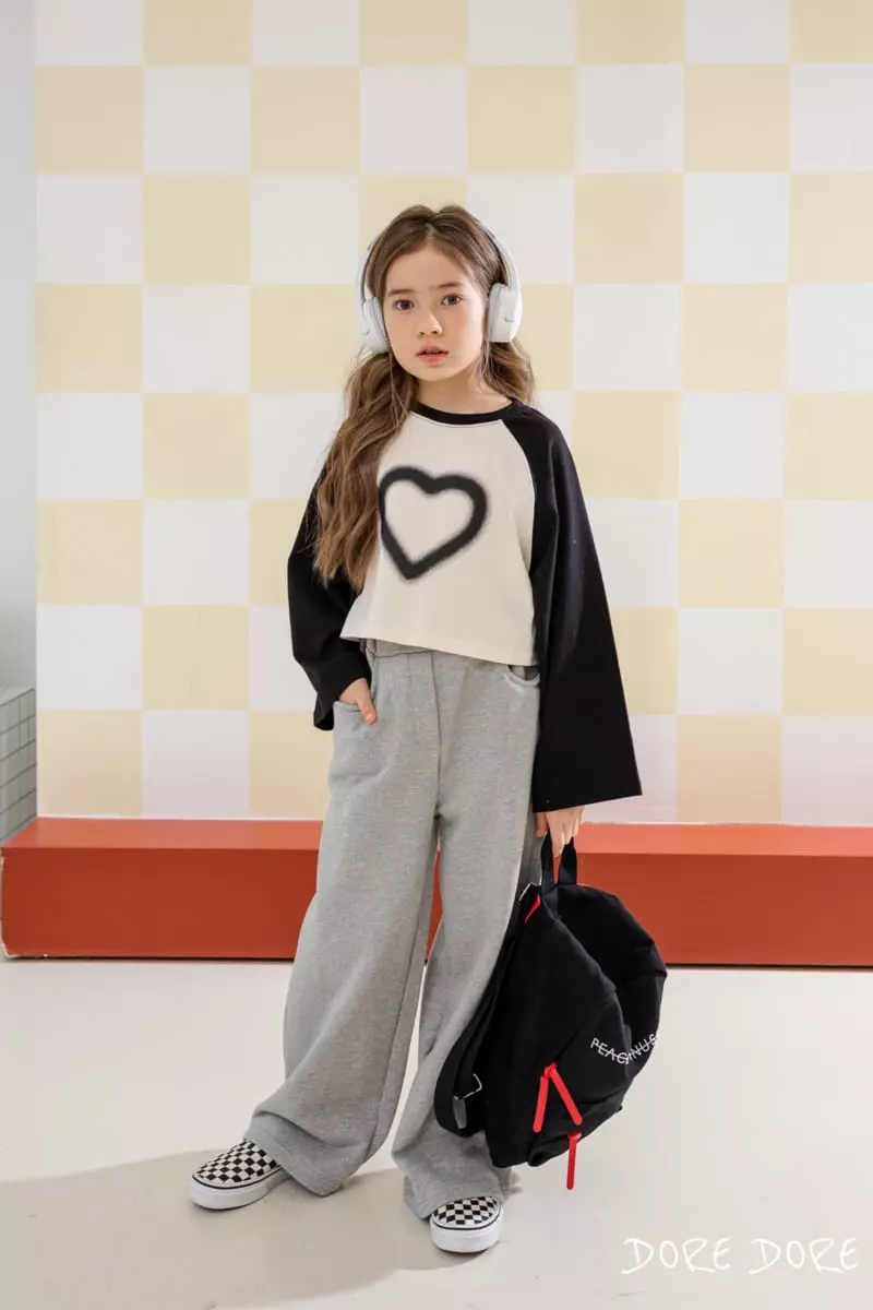 Dore Dore - Korean Children Fashion - #minifashionista - Heart Raglan Crop Sweatshirt - 10