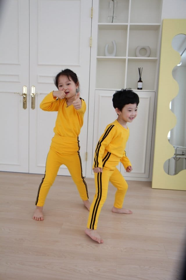 Heart Baby - Korean Baby Fashion - #babyoninstagram - Bruce Lee Bodusuit - 11