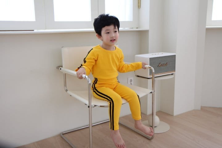 Heart Baby - Korean Baby Fashion - #onlinebabyboutique - Bruce Lee Bodusuit