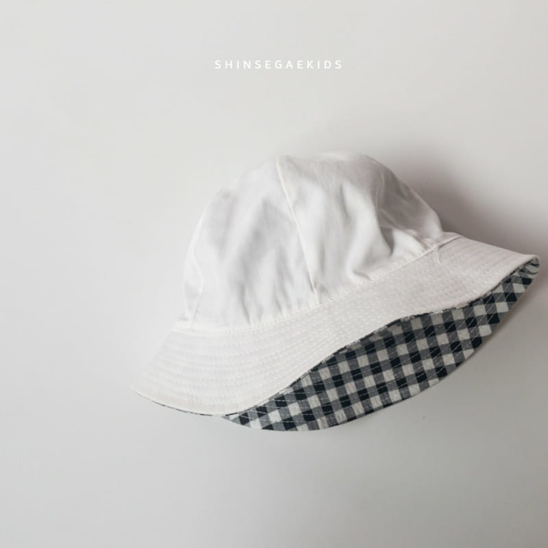 Shinseage Kids - Korean Children Fashion - #littlefashionista - Reversible String Bucket Hat - 2