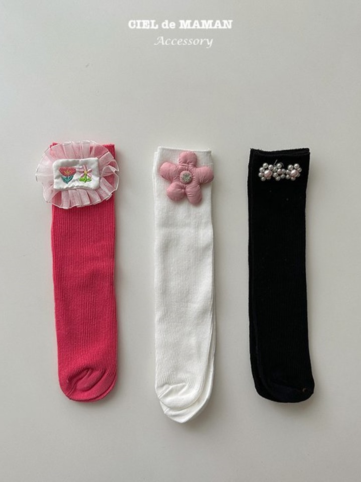 Unique Socks (2~8y)