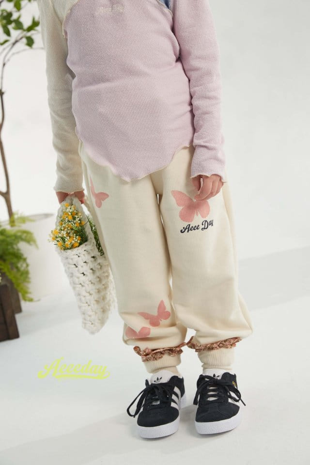 Aeeeday - Korean Children Fashion - #fashionkids - Butter Fly Pants  - 2