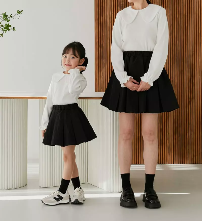 Big Girls' Mini Mom 10 Clothing