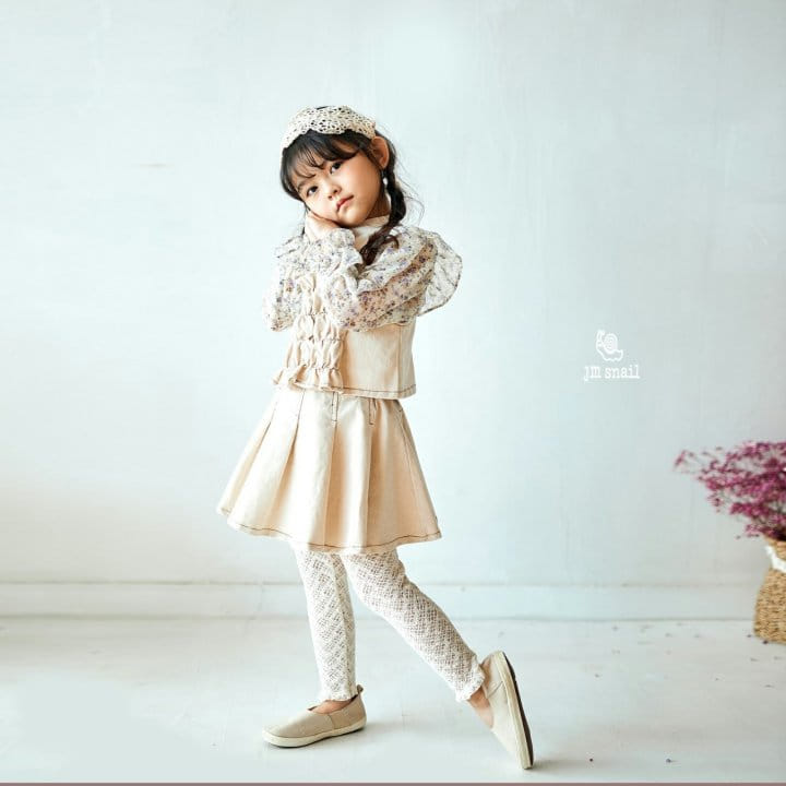 JM Snail - Korean Children Fashion - #todddlerfashion - Plare Wrinkle Skirt Cream - 5