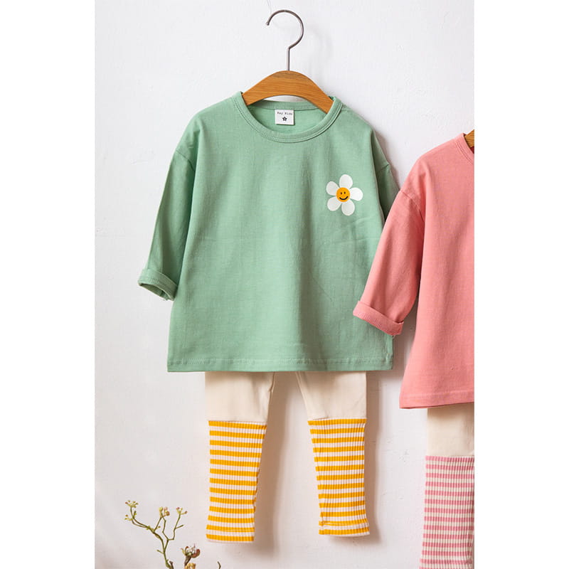 Raykids - Korean Children Fashion - #fashionkids - Smiel Flower Top Bottom Set