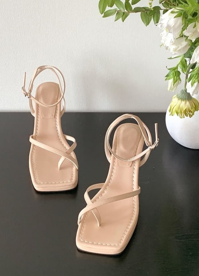 Golden Shoe - Korean Women Fashion - #romanticstyle - bu1038 Sandals - 5