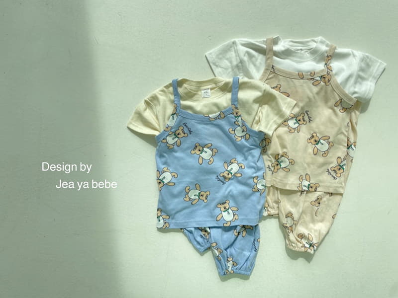 Jeaya & Mymi - Korean Children Fashion - #littlefashionista - Walking Bear Top Bottom Set - 2