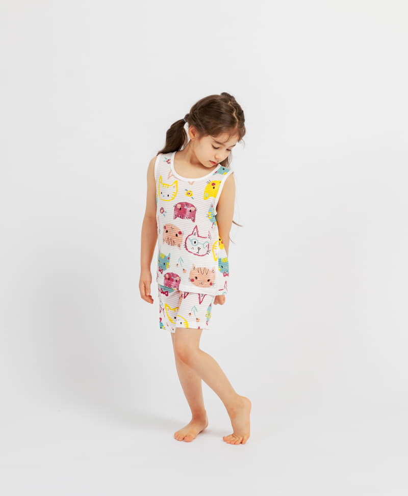 Mellis - Korean Children Fashion - #childrensboutique - Kitty Sleeveless Set