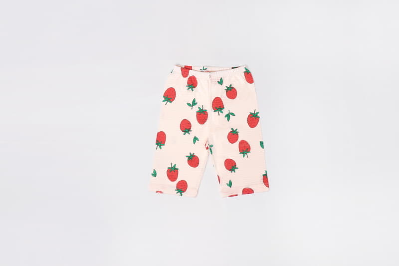 Mellis - Korean Children Fashion - #kidsstore - Pink Strawberry Capri Jacquard - 2