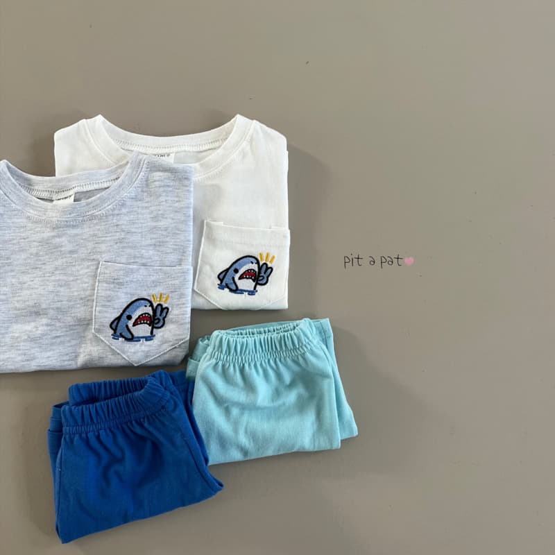 Pitapat - Korean Children Fashion - #childofig - V Shark Top Bottom Set - 7