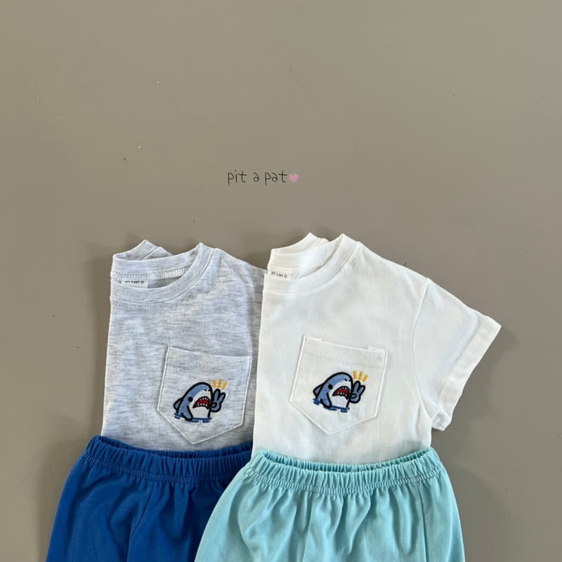 Pitapat - Korean Children Fashion - #magicofchildhood - V Shark Top Bottom Set