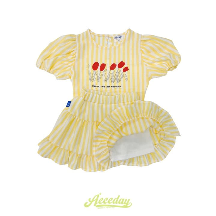 Aeeeday - Korean Children Fashion - #kidzfashiontrend - Tulip Stripes Top Bottom Set - 4