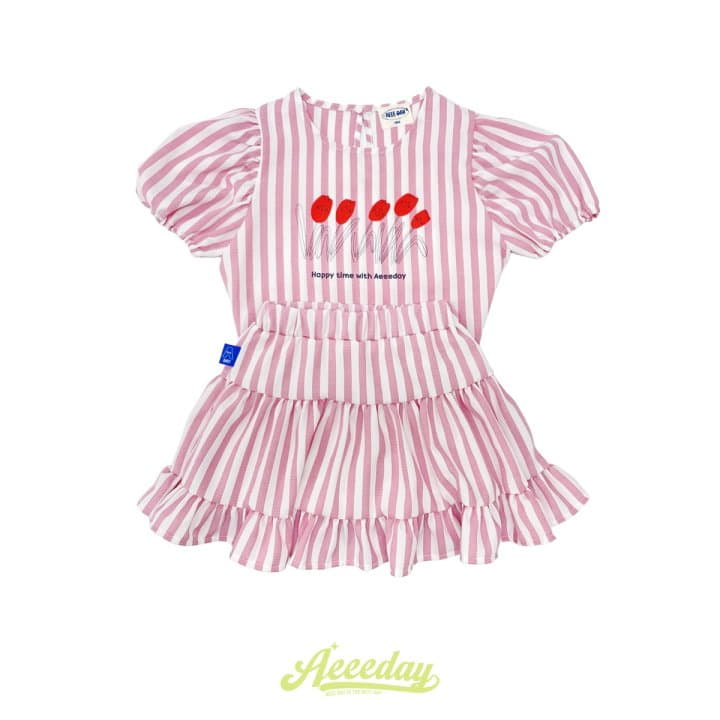 Aeeeday - Korean Children Fashion - #kidsshorts - Tulip Stripes Top Bottom Set