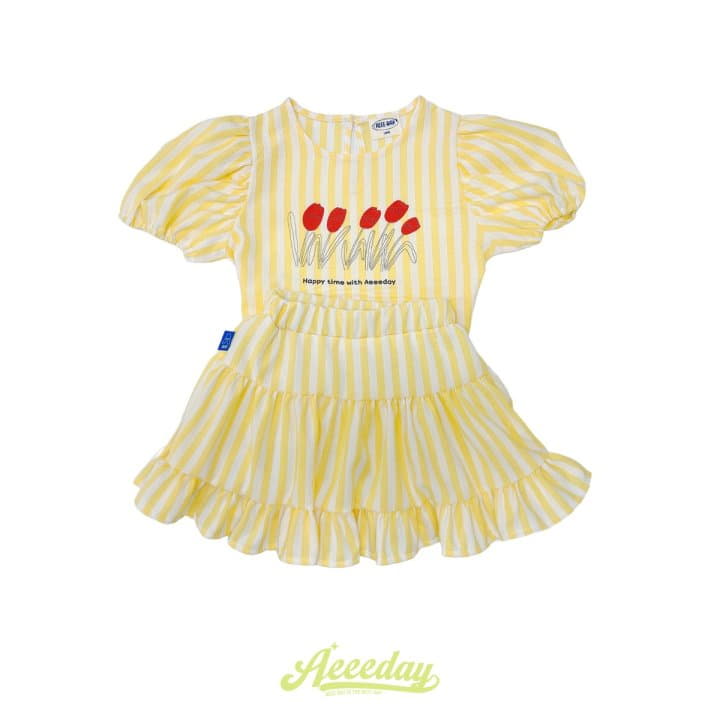 Aeeeday - Korean Children Fashion - #kidzfashiontrend - Tulip Stripes Top Bottom Set - 3