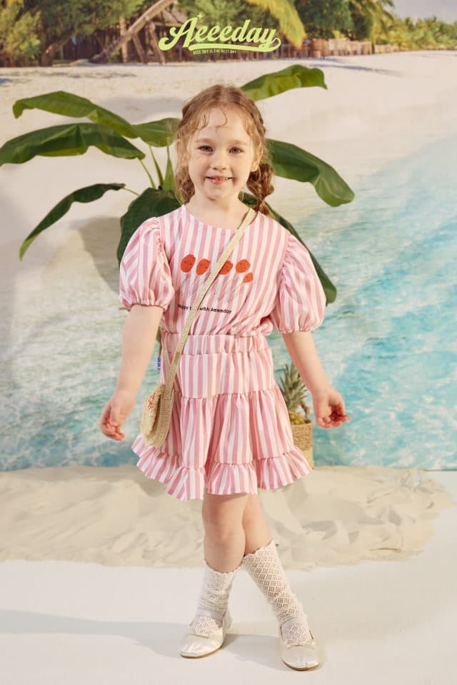 Aeeeday - Korean Children Fashion - #toddlerclothing - Tulip Stripes Top Bottom Set - 10