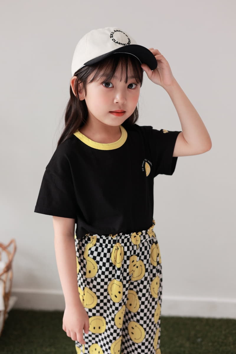 Dalla - Korean Children Fashion - #littlefashionista - Smile Tee