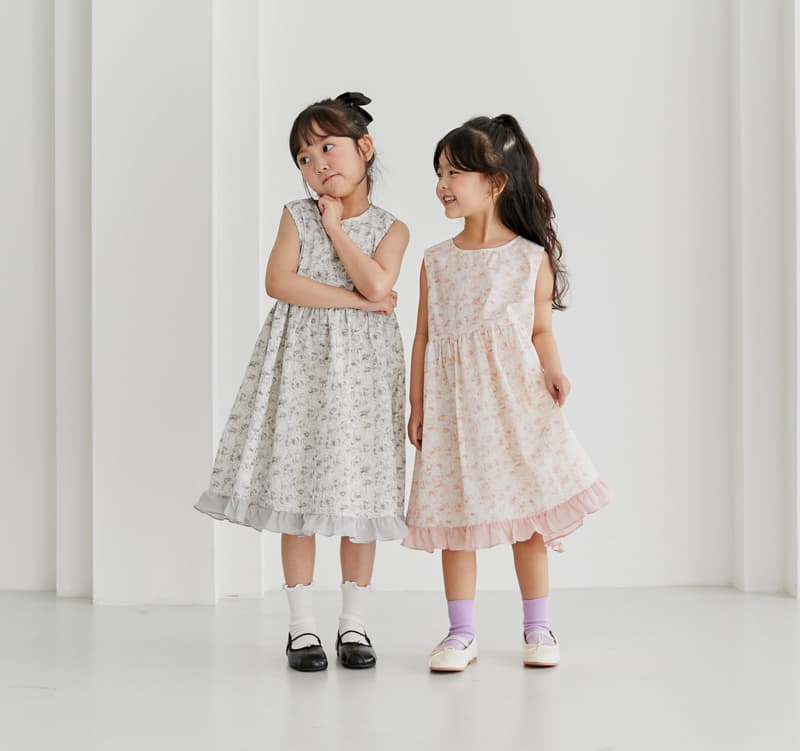 Ggomare - Korean Children Fashion - #littlefashionista - Lina Shirring Blouse - 8