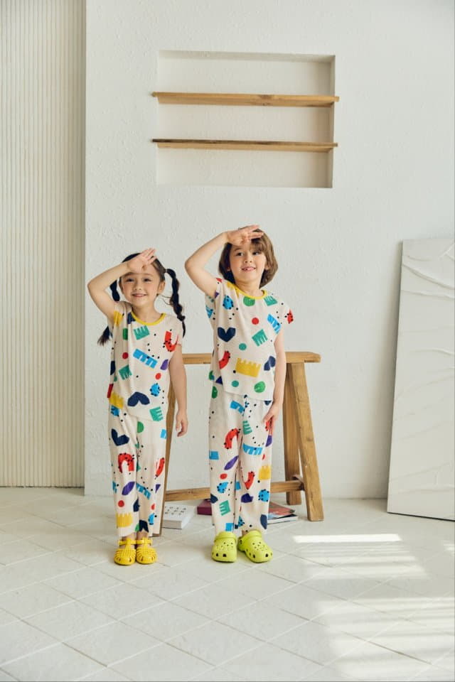 Mimico - Korean Children Fashion - #minifashionista - Day Wrinkle Top Bottom Set