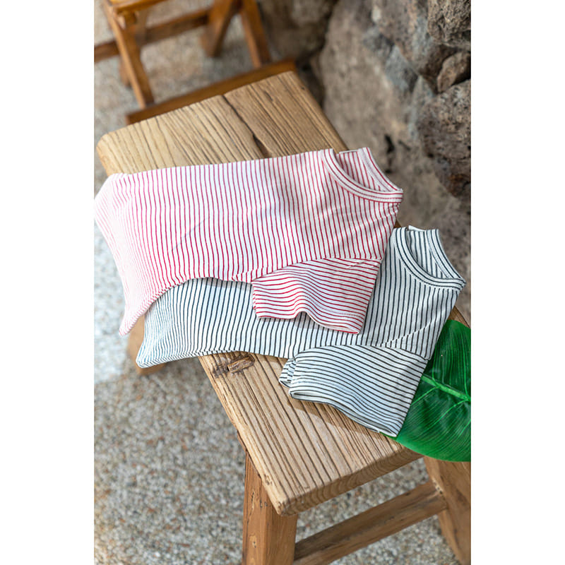 Raykids - Korean Children Fashion - #fashionkids - Small Stripes Saint Tee - 6