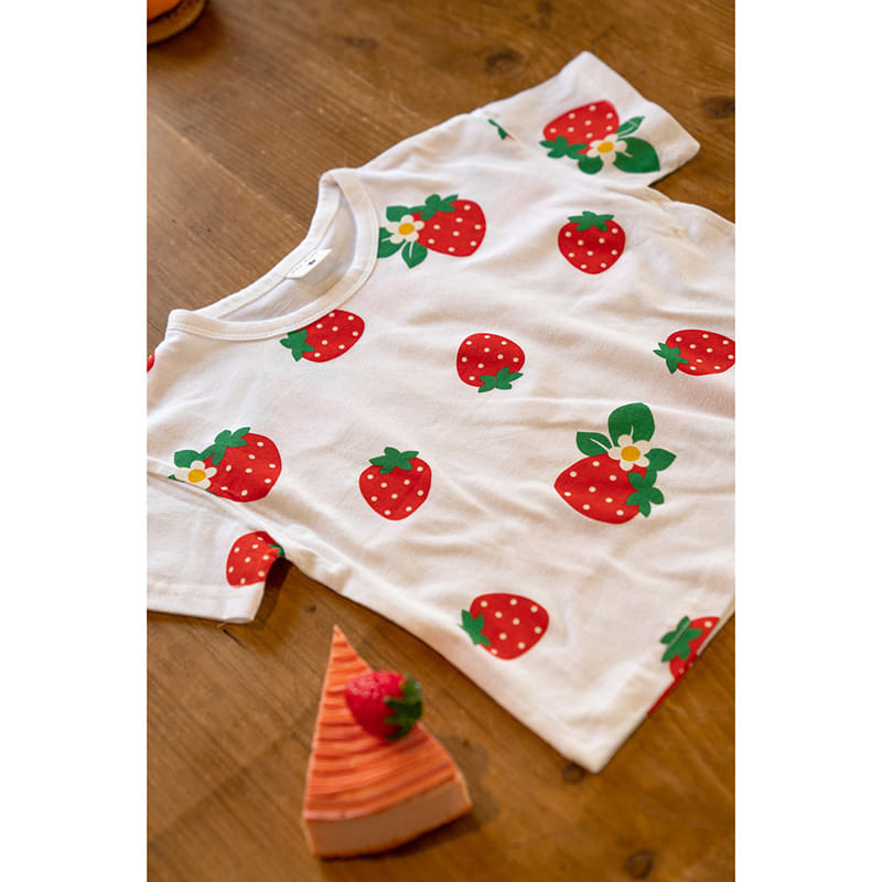 Raykids - Korean Children Fashion - #minifashionista - Kid Strawberry Tee