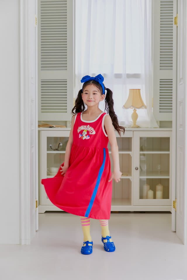 Sera - Korean Children Fashion - #littlefashionista - Strawberry Sleeveless One-piece - 6