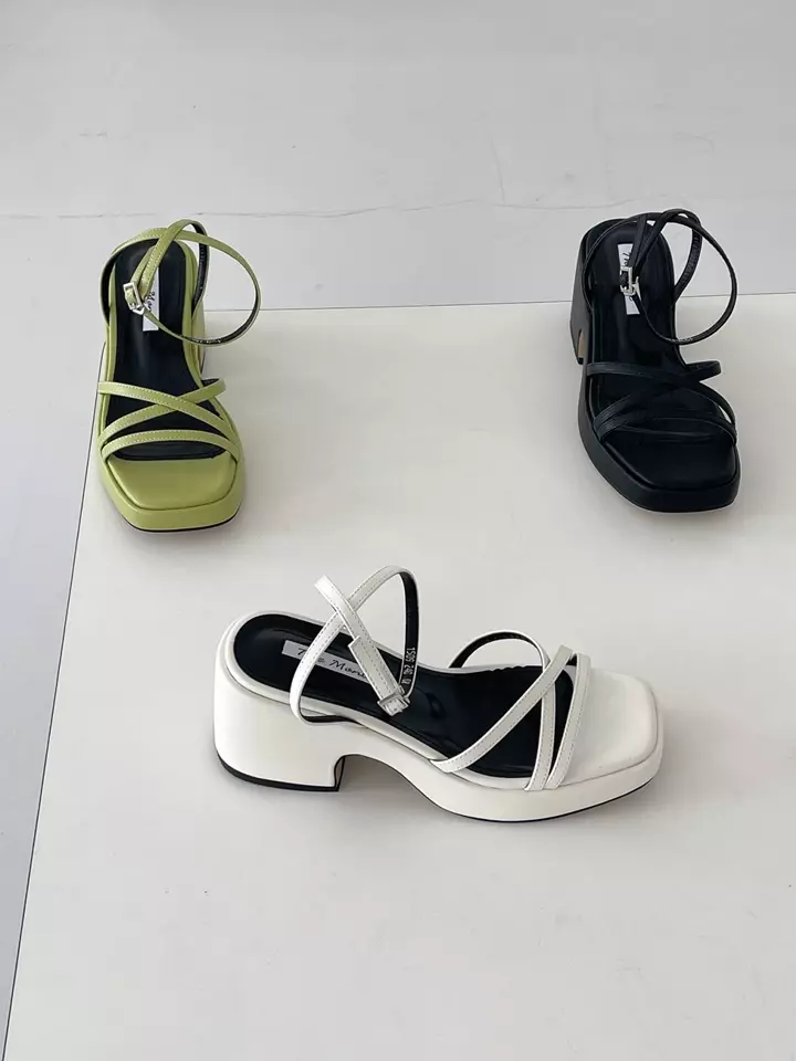 mt 1509 Sandals