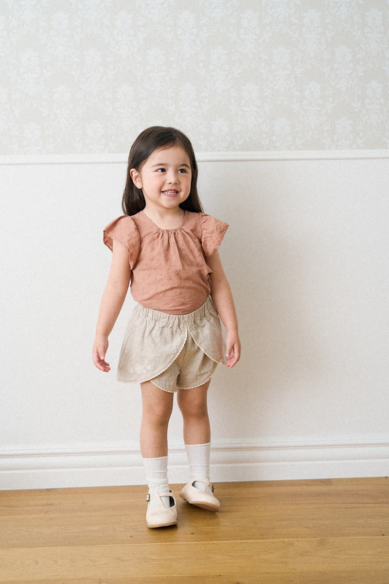 A-Market - Korean Children Fashion - #childofig - Lace Stripes Shorts - 10