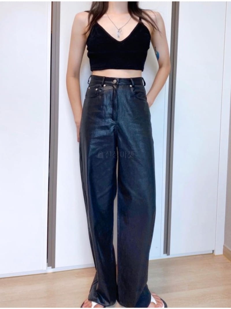 Buckle - Korean Women Fashion - #restrostyle - Glossy Pants