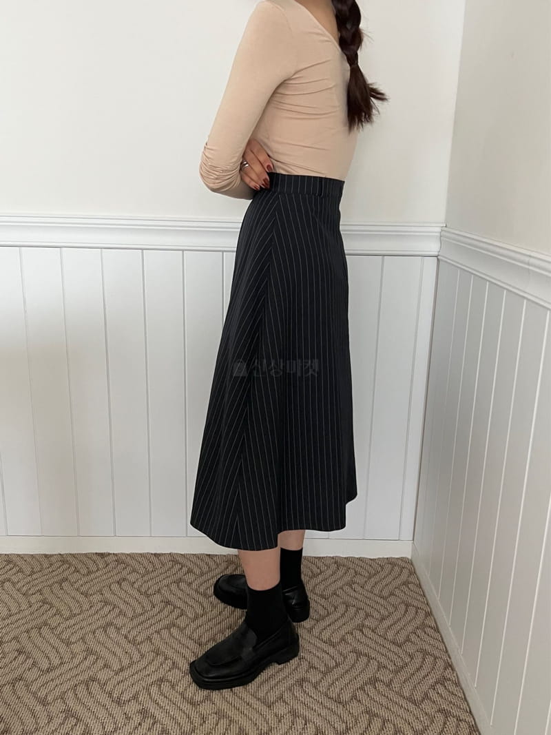 Buckle - Korean Women Fashion - #womensfashion - Stripes A Line Skirt - 12