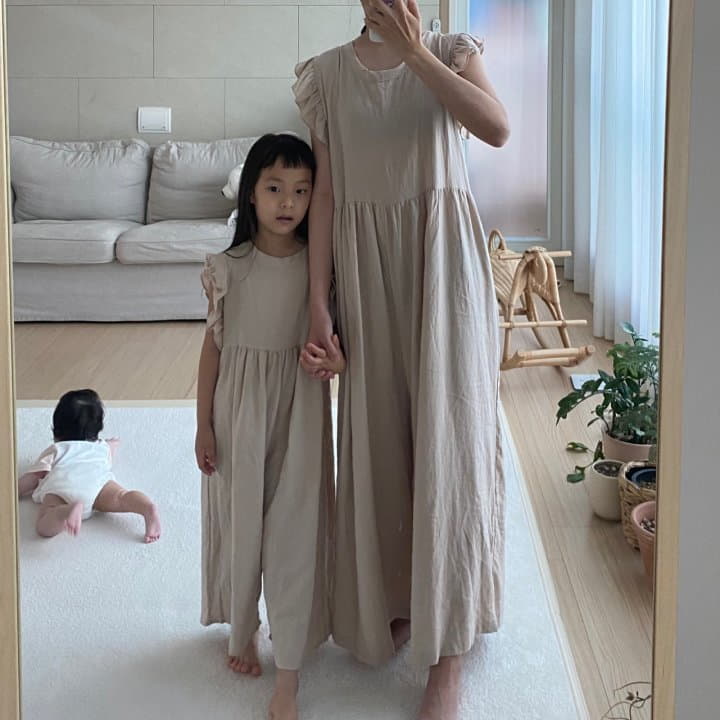 Ciel De Maman - Korean Women Fashion - #momslook - Frill Linen Jumpsuit Mom