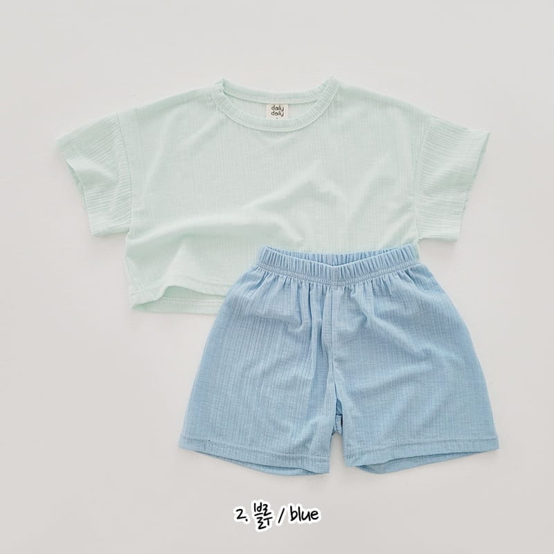 Daily Daily - Korean Children Fashion - #toddlerclothing - Crop Top Bottom Set - 3