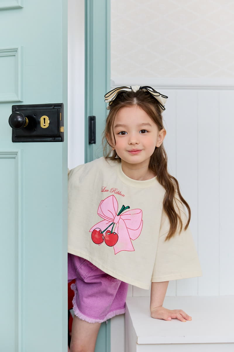 Dore Dore - Korean Children Fashion - #fashionkids - Ribbon Cherry Crop Tee - 6