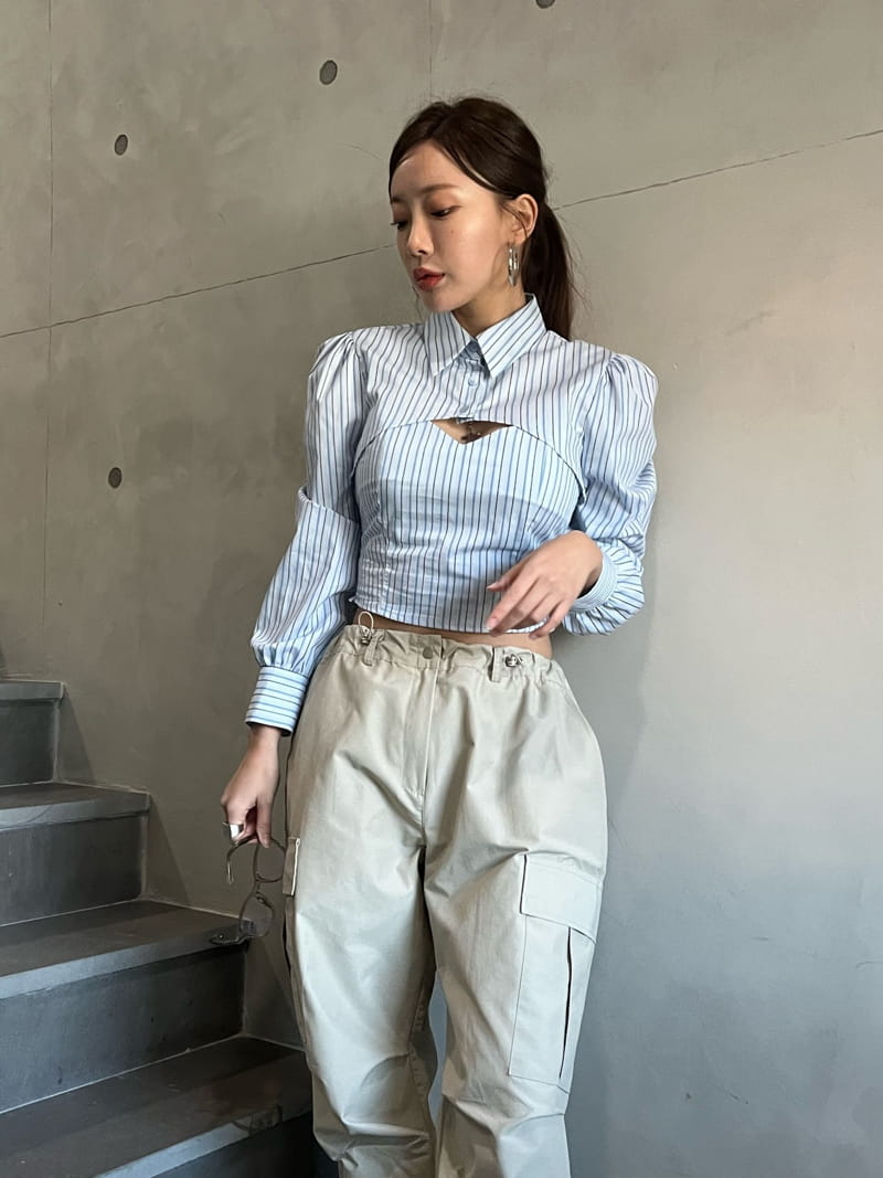 Flipar - Korean Women Fashion - #romanticstyle - Charming Borelo Blouse - 2