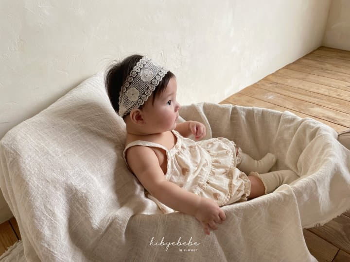 Hi Byebebe - Korean Baby Fashion - #onlinebabyshop - Heart Frill Top Bottom Set - 6
