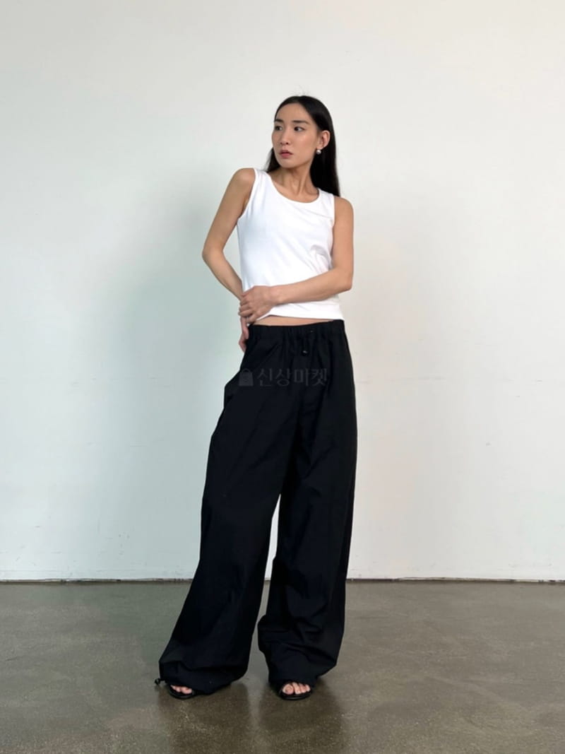 Inni - Korean Women Fashion - #momslook - Crown Pants