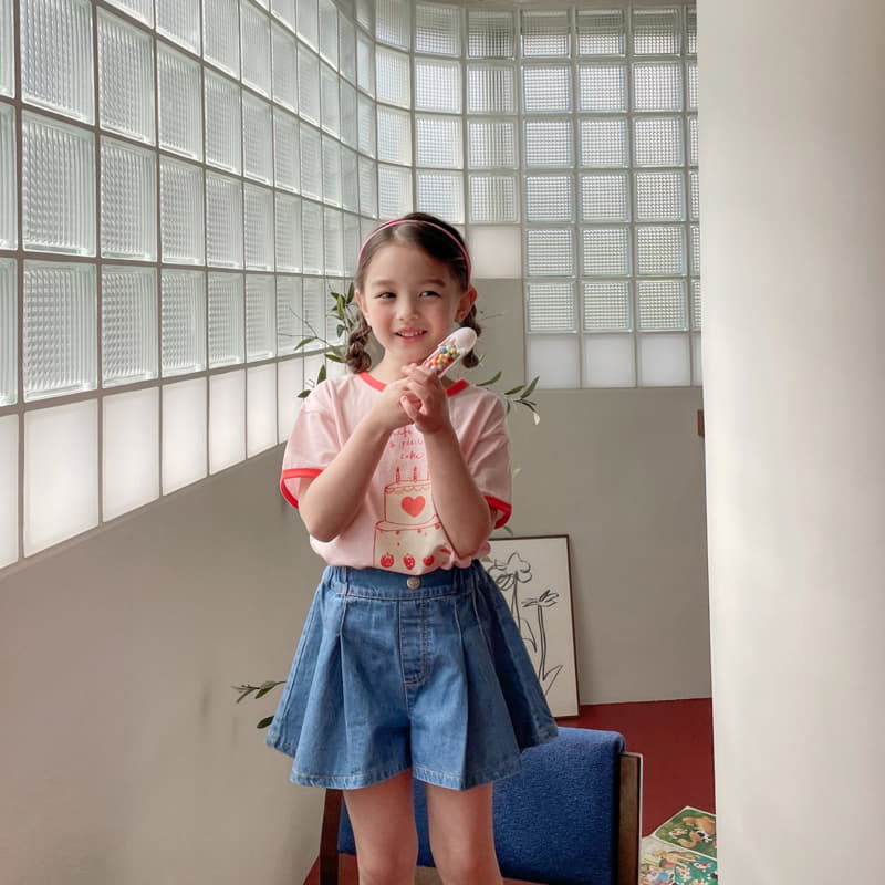 Momo Ann - Korean Children Fashion - #childofig - Denim Currot Shorts - 7