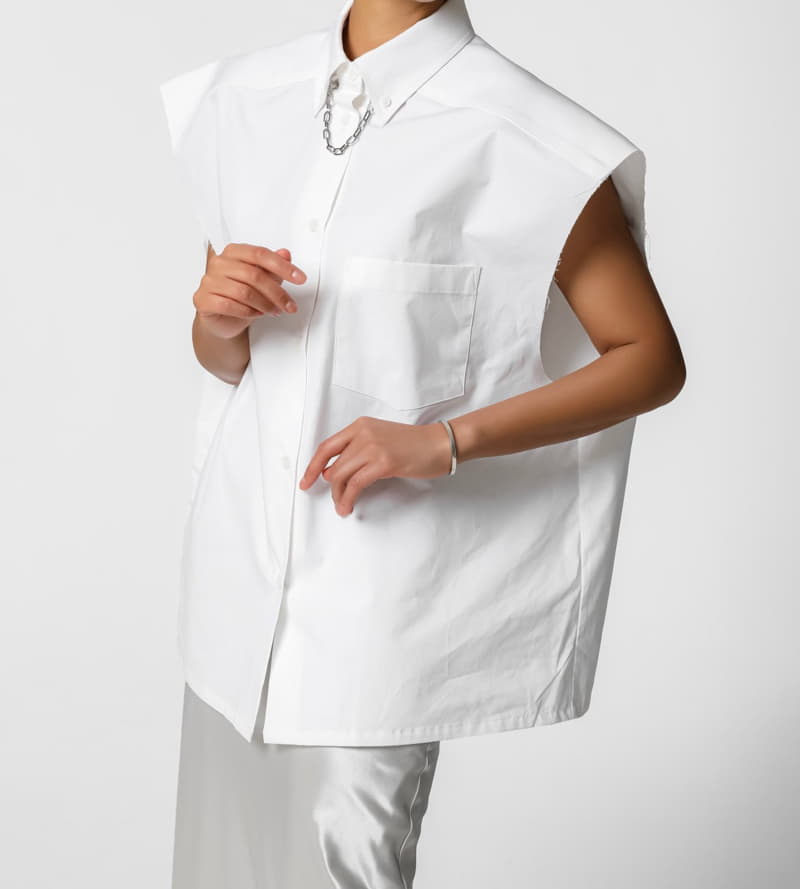 Paper Moon - Korean Women Fashion - #romanticstyle - Chain Necklace Detail Oversized Squared Sleeveless Button Down Shirt - 5