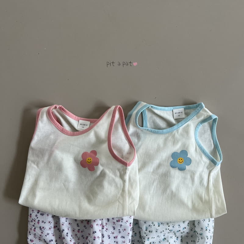 Pitapat - Korean Children Fashion - #littlefashionista - Smile Flower Sleeveless Top Bottom Set - 6