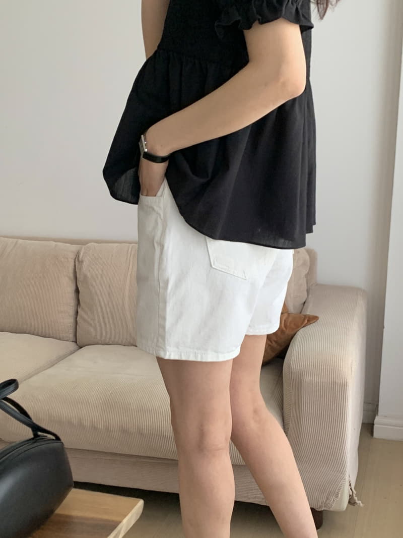 Renouveau - Korean Women Fashion - #momslook - Paul White Denim Shorts - 4