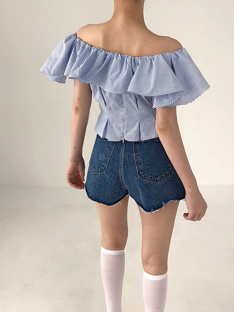 2two Moon - Korean Women Fashion - #vintageinspired - Nes Big Frill Blouse - 11