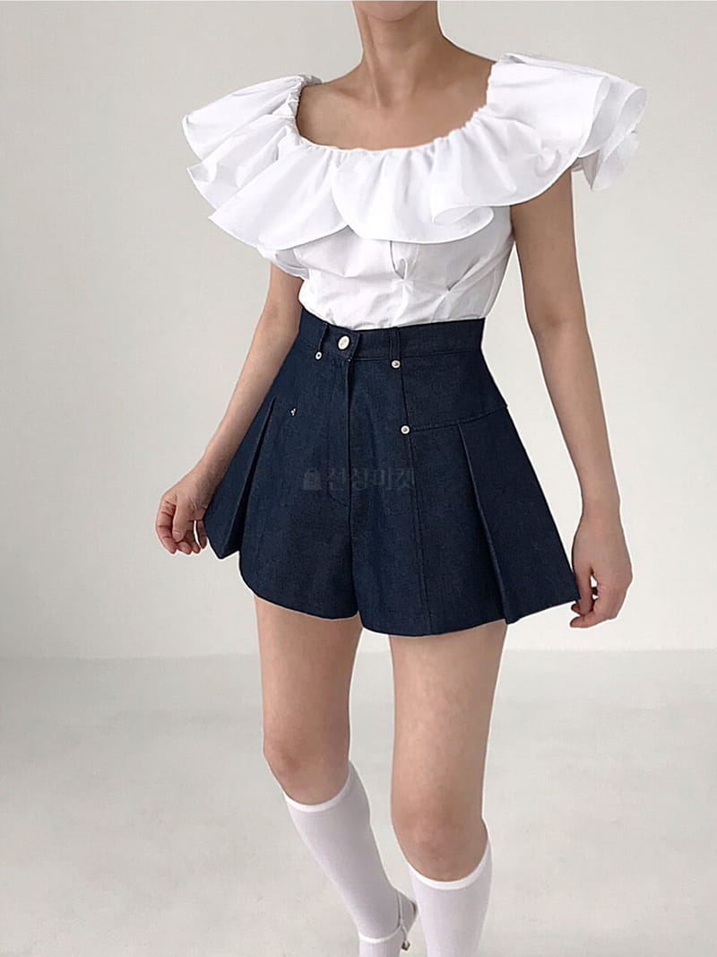 2two Moon - Korean Women Fashion - #womensfashion - Nes Big Frill Blouse - 2