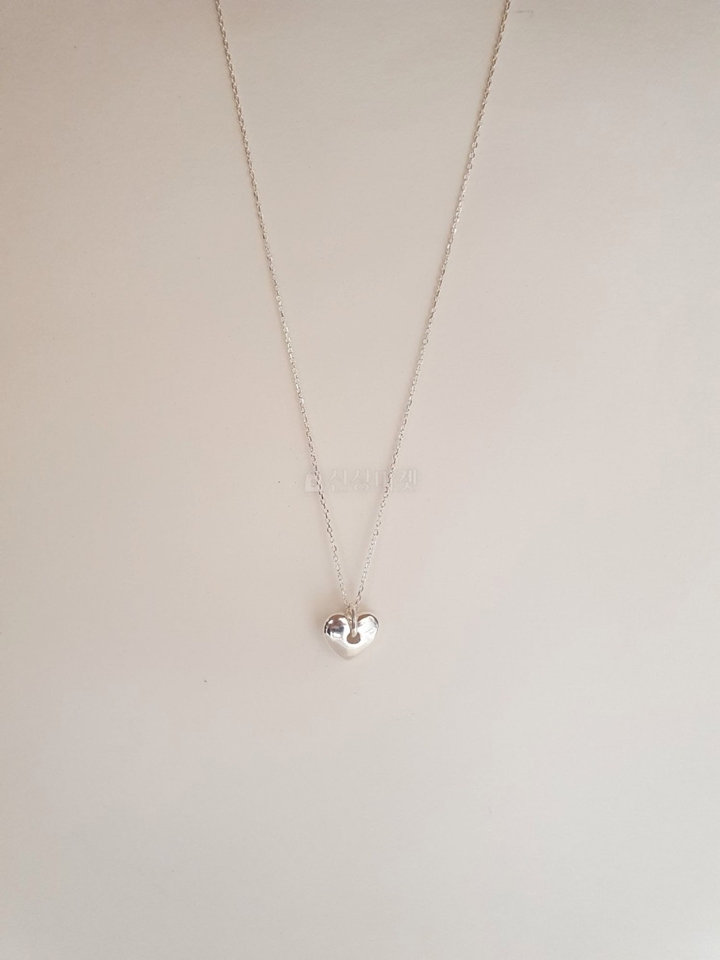 Silver (Silver) Middle Heart Necklace