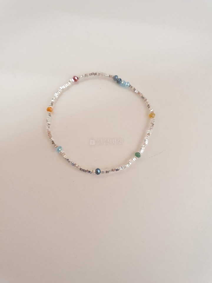 Silver (Silver) Color Triangle Bracelet