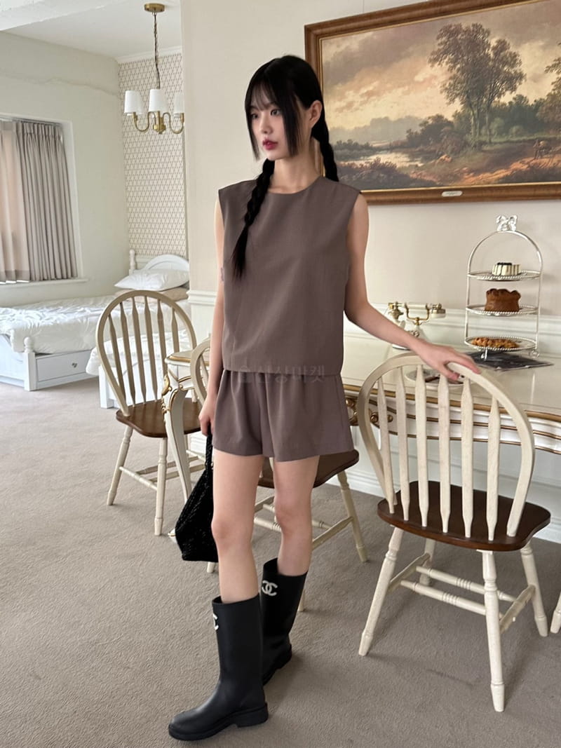 Balance - Korean Women Fashion - #momslook - Ma Vest - 2