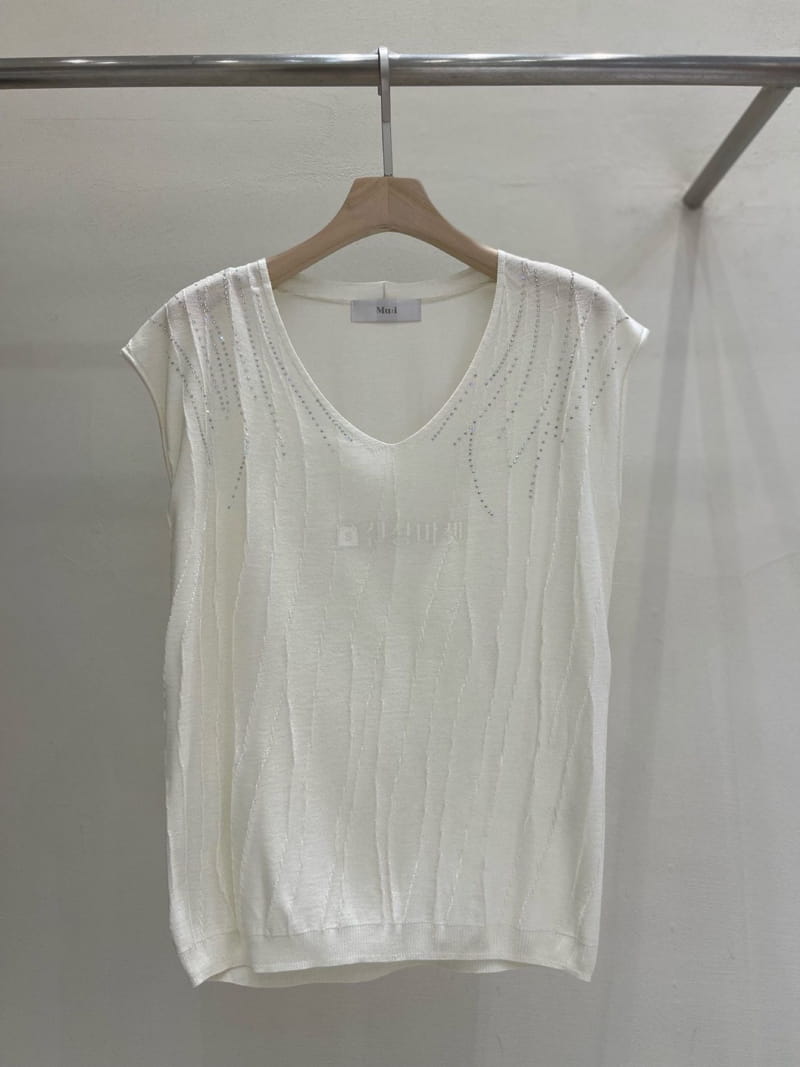 Blanc - Korean Women Fashion - #restrostyle - Hot Picks Sleeveless