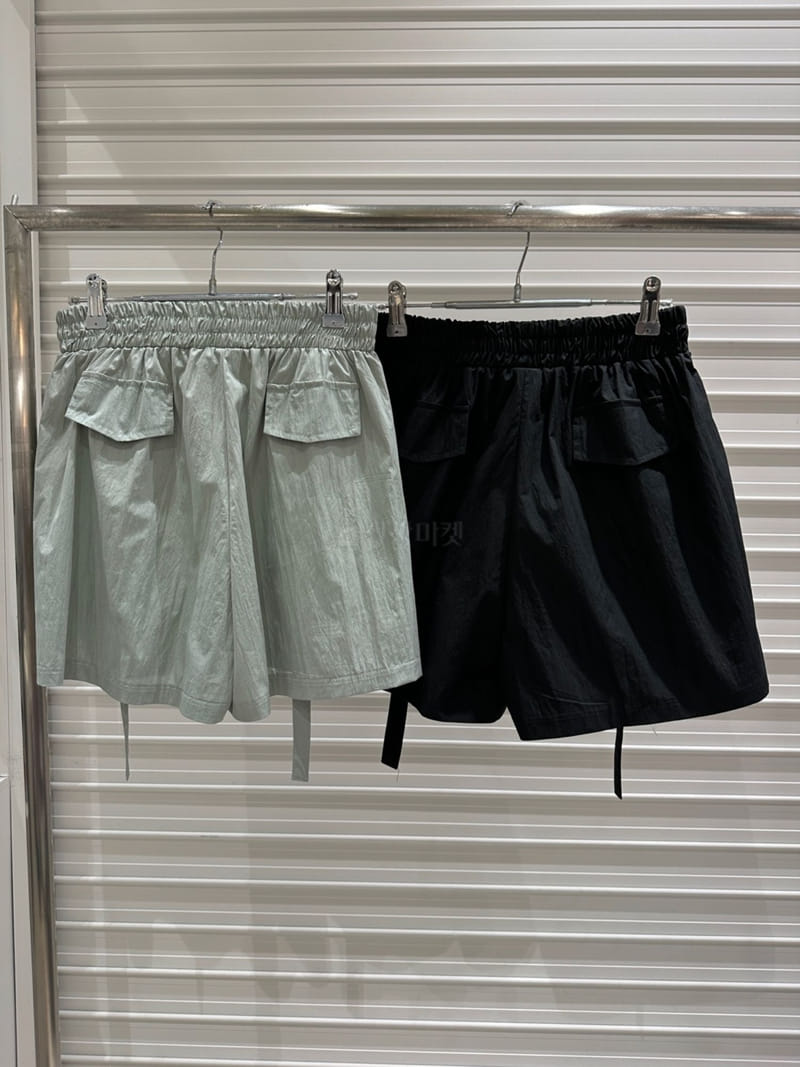 Bricklane - Korean Women Fashion - #momslook - D Ring Shorts - 9